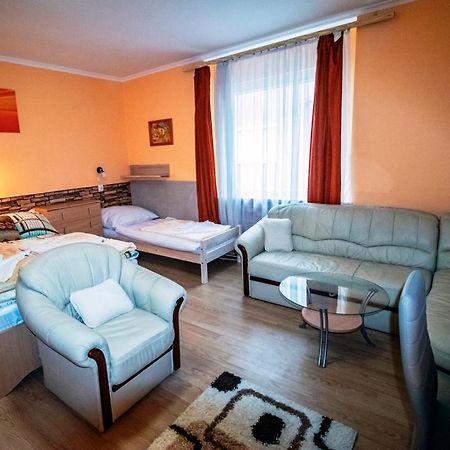 Krisztina Apartman Nagykanizsa Exterior photo